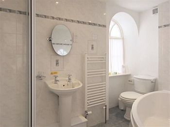 Epchris House Affittacamere 3*